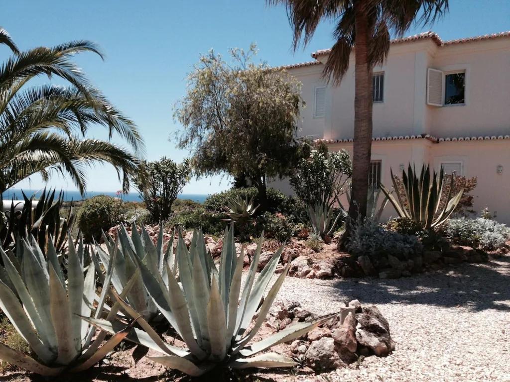 Villa With Beautiful See Views & Spacious Garden Ferragudo  Exterior foto